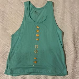 Nike Womens small tank